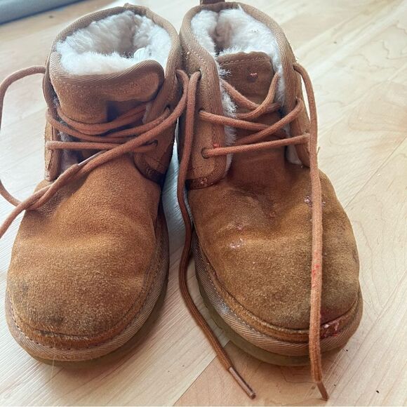 Ugg Neumel Tan Boots Kids 5 - Picture 7 of 8